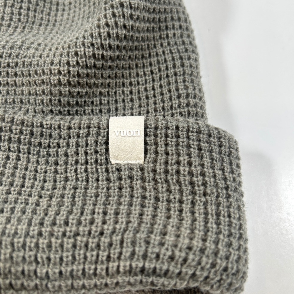 Vuori Beanie Gray Waffle Knit Hat Cuffed Winter Fall Gorpcore Athleisure - Picture 4 of 4